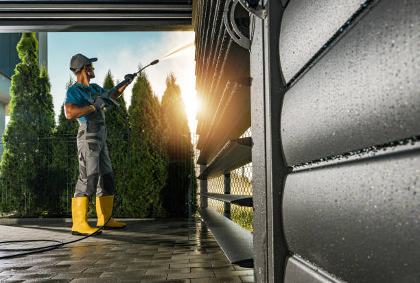 Best Garage Pressure Washing  in Aumsville, OR